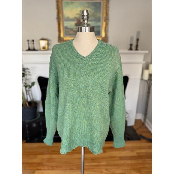 Vintage 60s 70s Jantzen Tumblespun green v-neck sweater, size M - Picture 1 of 6